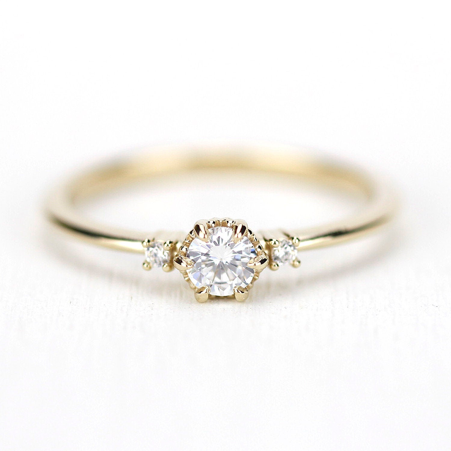 simple engagement ring, delicate engagement ring, dainty engagement ring, minimalist engagement ring, cluster ring, Made in Italy | R252WD