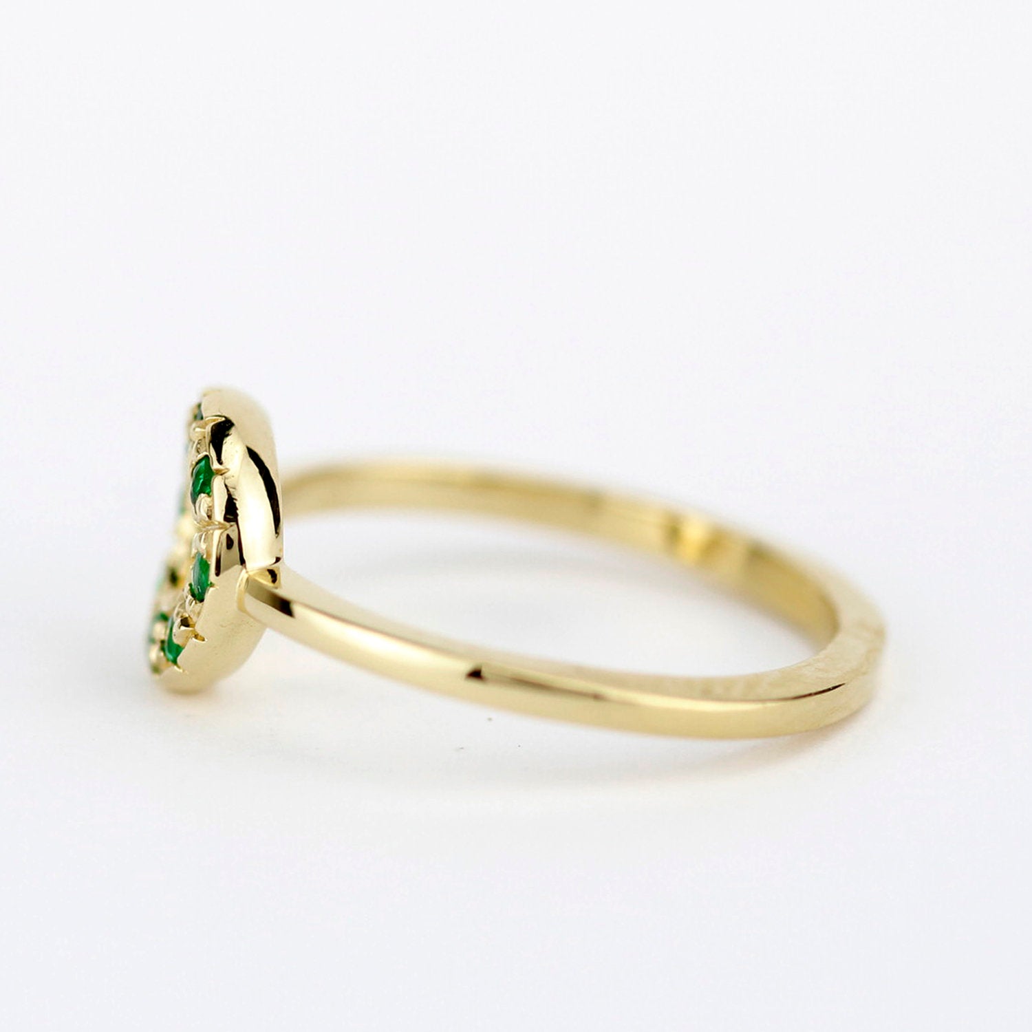 open circle engagement ring emerald - NOOI JEWELRY