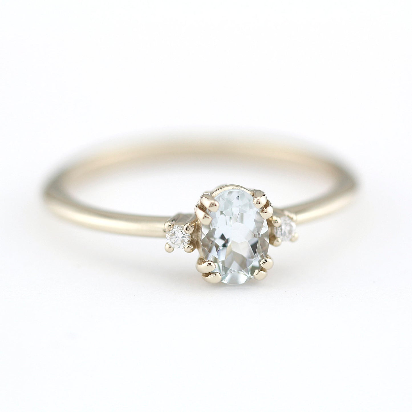 three stone engagement ring aquamarine 18k white gold - NOOI JEWELRY