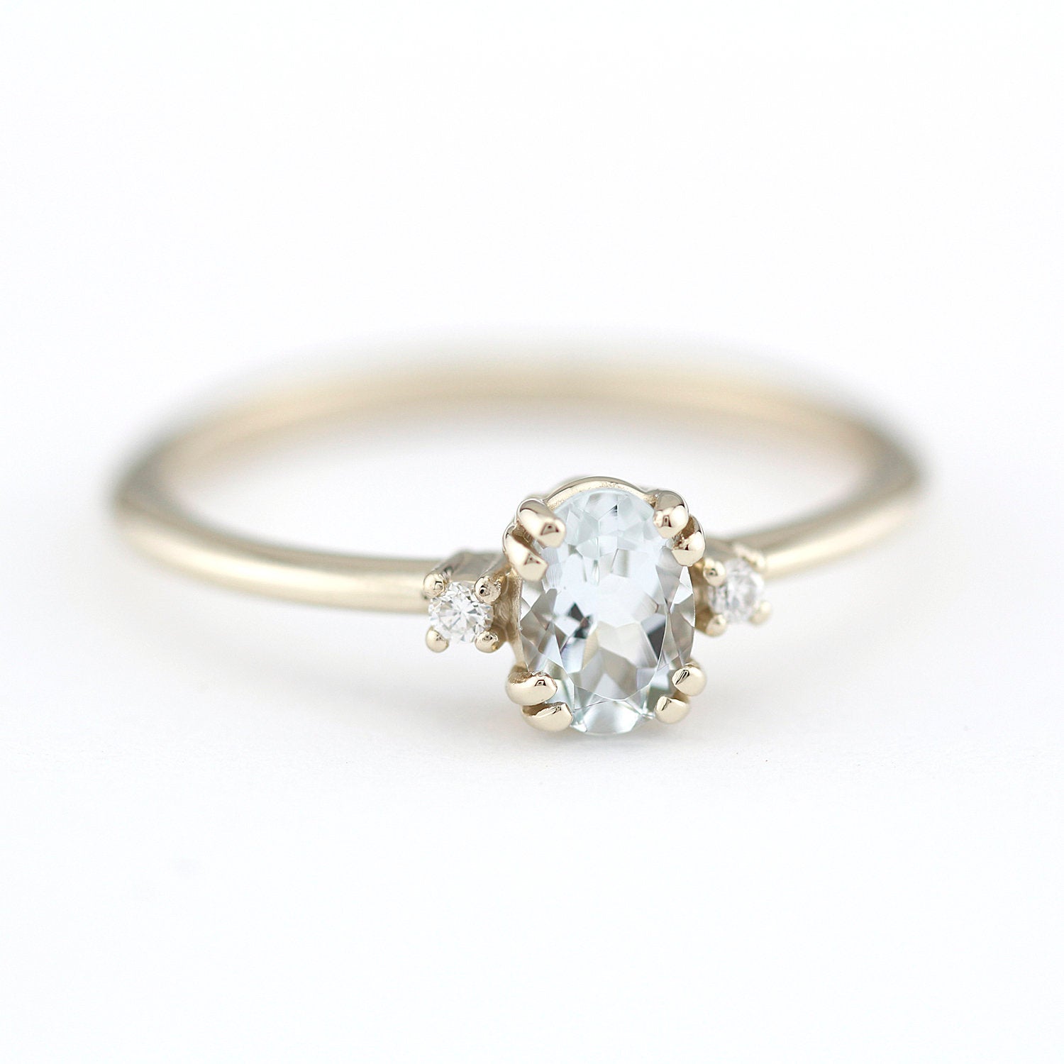 three stone engagement ring aquamarine 18k white gold - NOOI JEWELRY