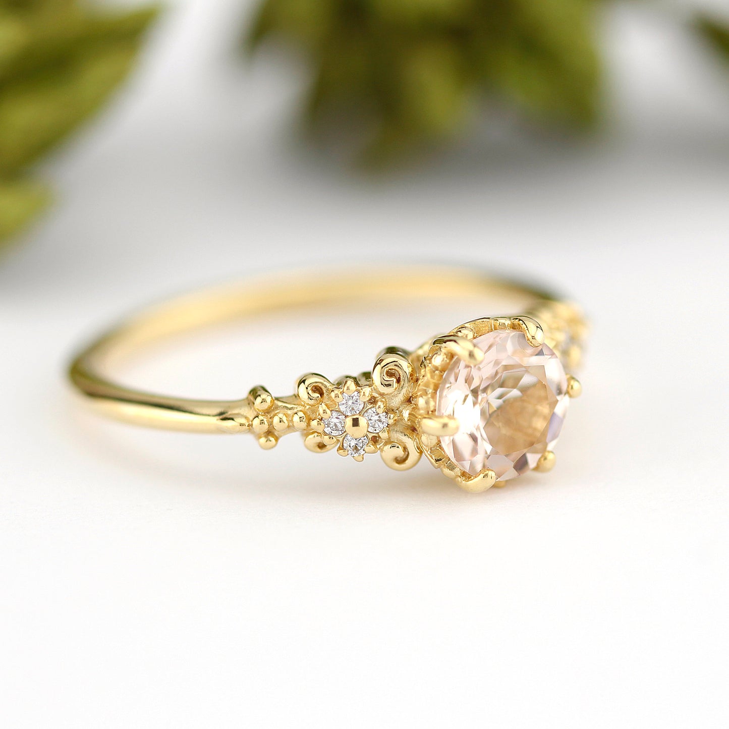 morganite and diamond engagement ring vintage unique, 18k yellow gold - NOOI JEWELRY