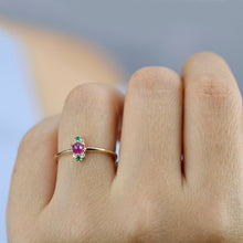 Load image into Gallery viewer, ruby and emerald engagement ring - NOOI JEWELRY