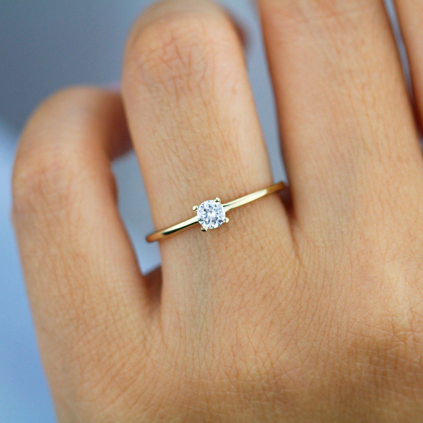 Solitaire engagement ring simple | 18k gold - 0.25 carat diamond - NOOI JEWELRY