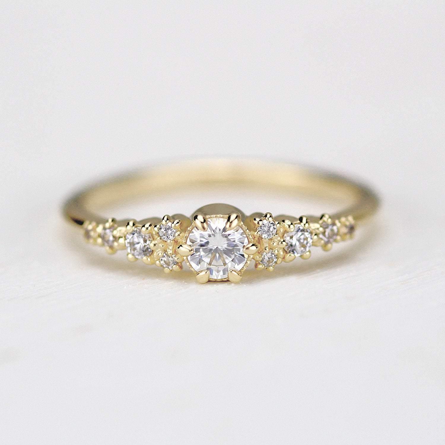 cluster engagement ring round diamonds | Simple engagement ring - NOOI JEWELRY