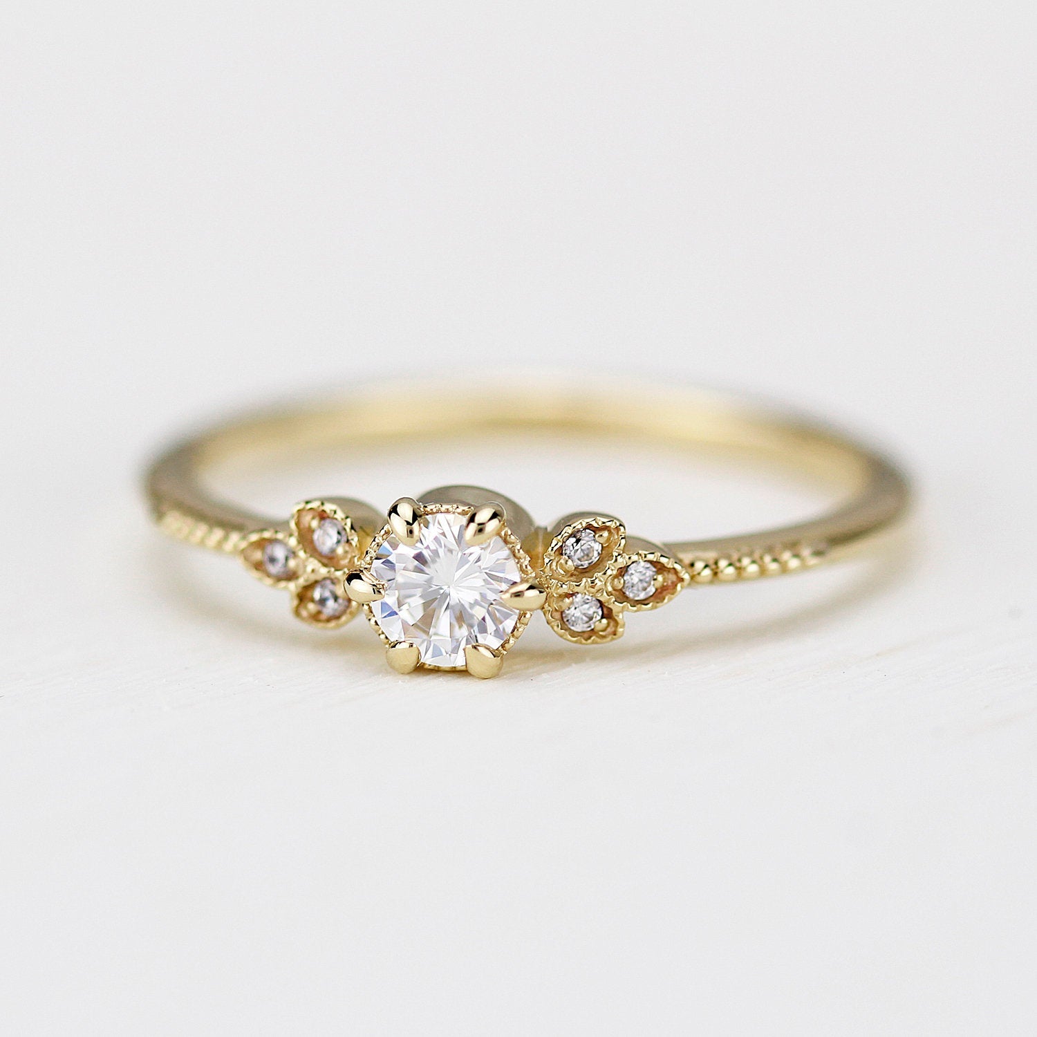 round diamond engagement ring, diamond engagement ring,  art deco engagement ring, dainty ring, vintage diamond engagement ring - NOOI JEWELRY