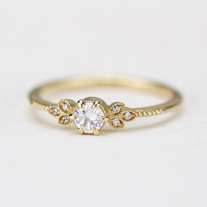 round diamond engagement ring, diamond engagement ring,  art deco engagement ring, dainty ring, vintage diamond engagement ring - NOOI JEWELRY