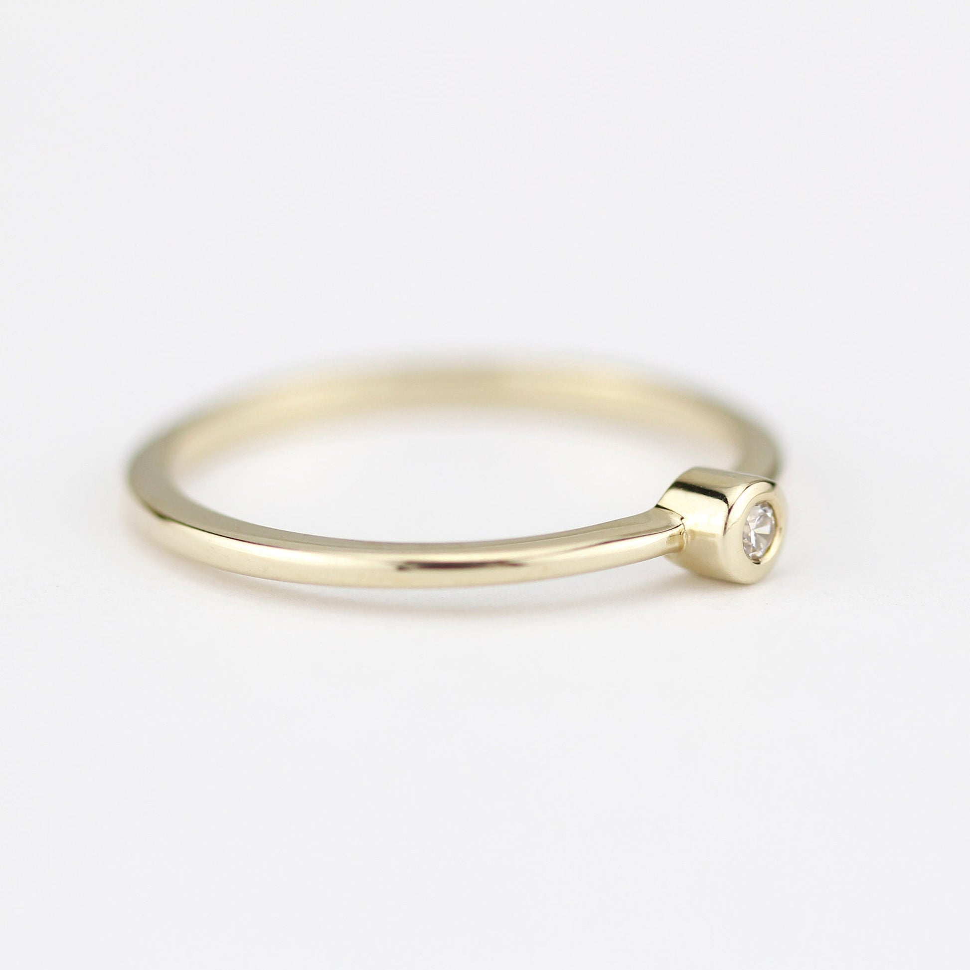 Round solitaire engagement ring thin simple | Bezel set diamond ring solitaire engagement - NOOI JEWELRY
