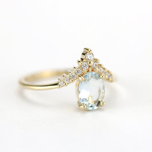 Aquamarine engagement ring, engagement ring aquamarine and diamonds, diamond engagement ring, minimalist ring engagement