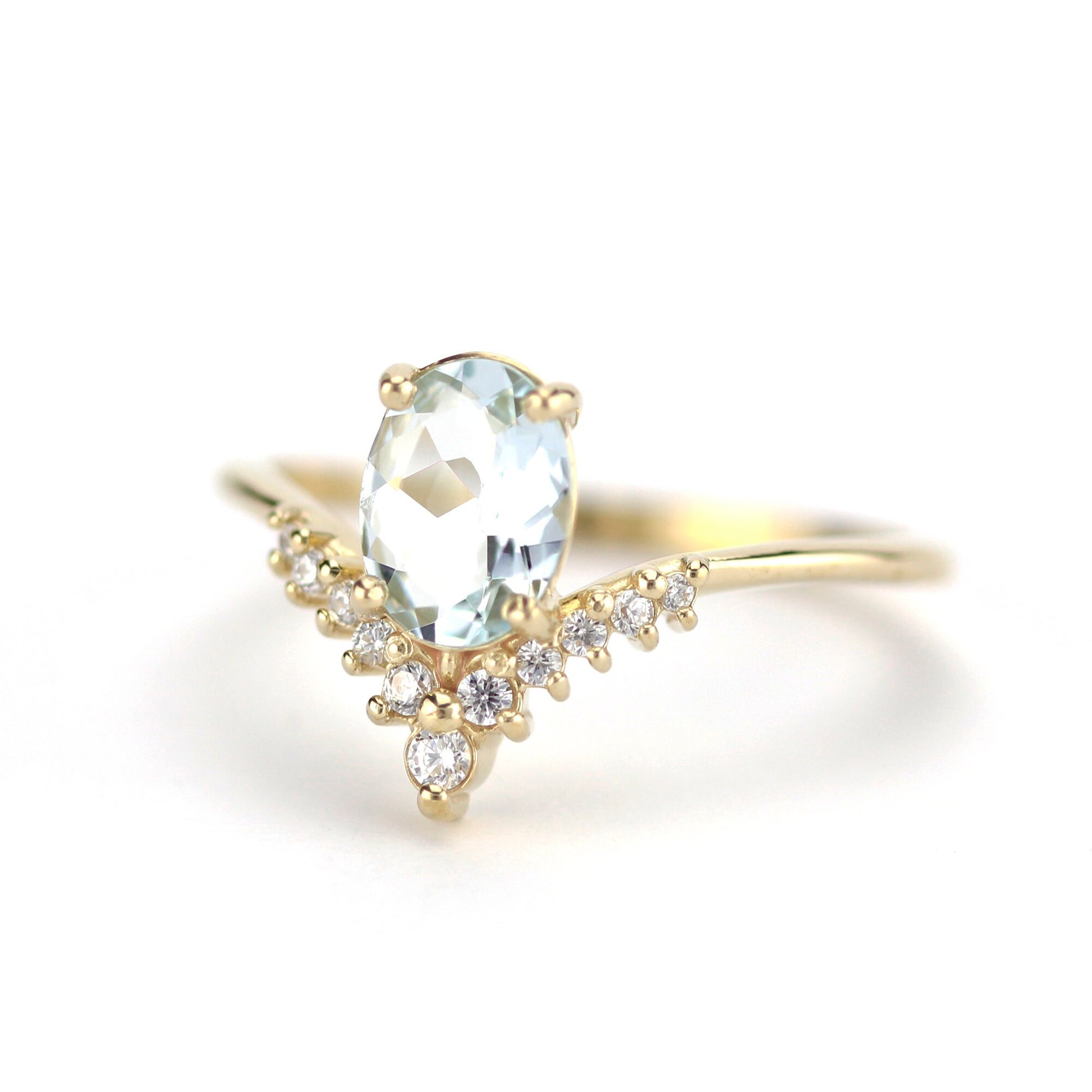 Aquamarine engagement ring, engagement ring aquamarine and diamonds, diamond engagement ring, minimalist ring engagement