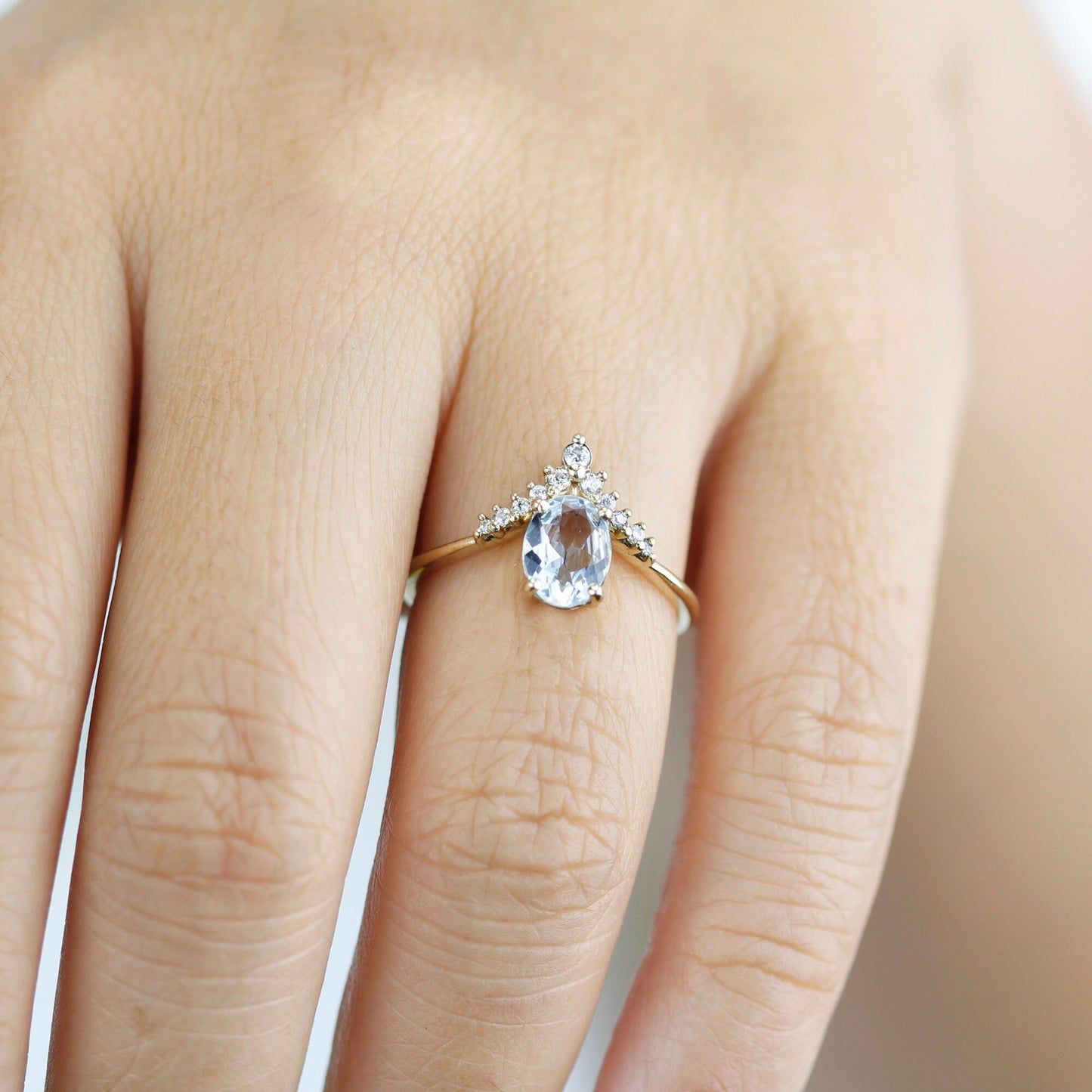 Aquamarine engagement ring, engagement ring aquamarine and diamonds, diamond engagement ring, minimalist ring engagement