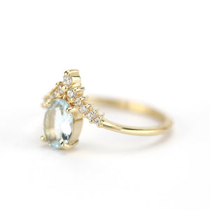 Aquamarine engagement ring, engagement ring aquamarine and diamonds, diamond engagement ring, minimalist ring engagement