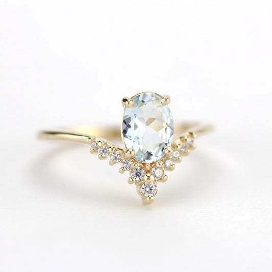 Aquamarine engagement ring, engagement ring aquamarine and diamonds, diamond engagement ring, minimalist ring engagement