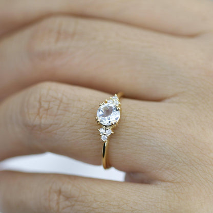 Aquamarine engagement ring, cluster ring aquamarine and diamonds - NOOI JEWELRY