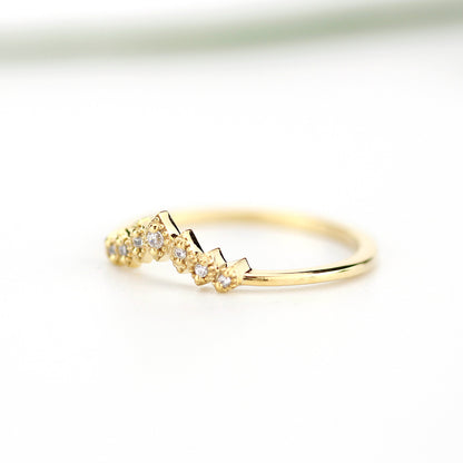 diamond Wedding Band, Wedding Band, Curved Band, delicate Wedding Band, Crown Wedding Ring, laces wedding Band - NOOI JEWELRY