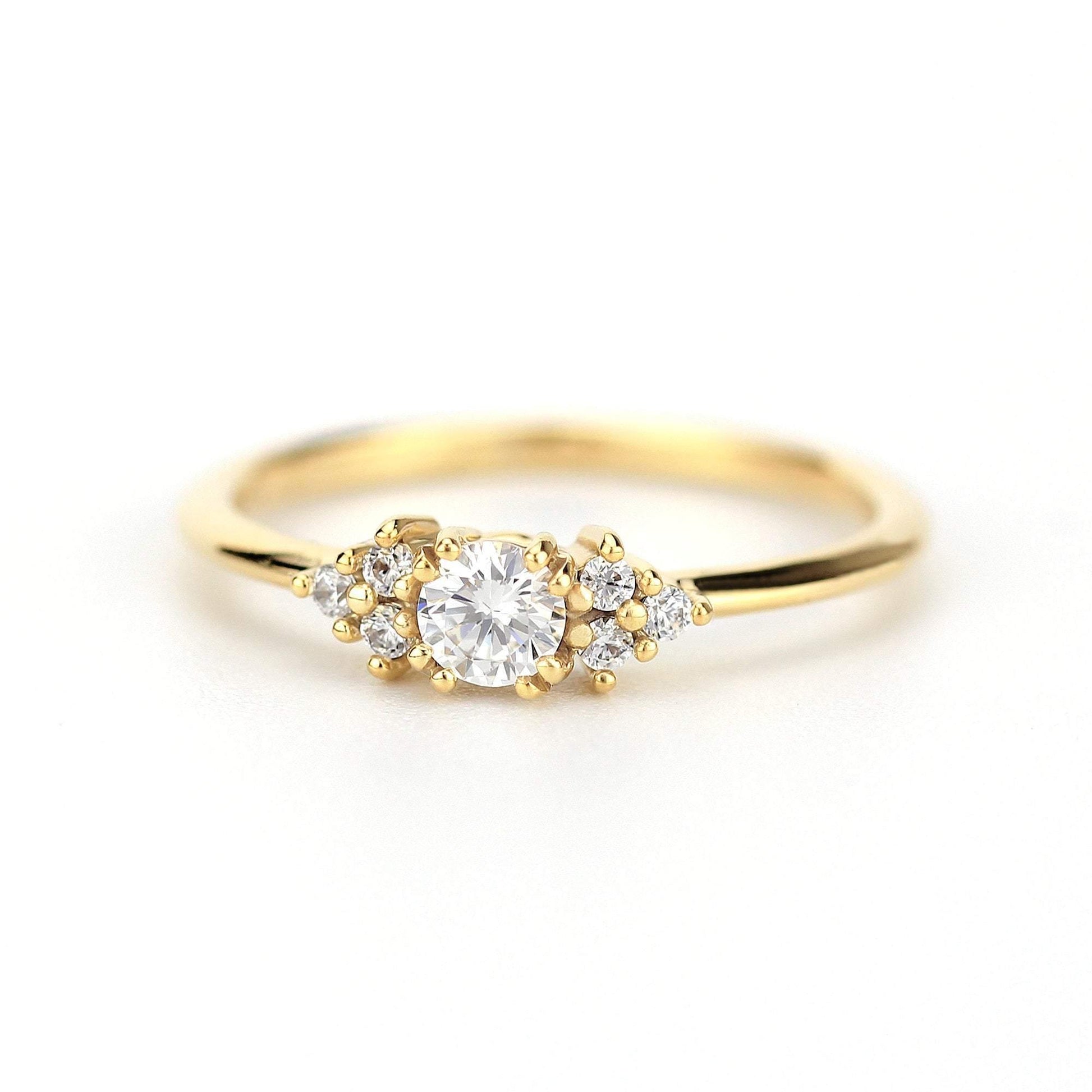 Cluster engagement ring diamond | classic engagement ring round simple | R284WD - NOOI JEWELRY