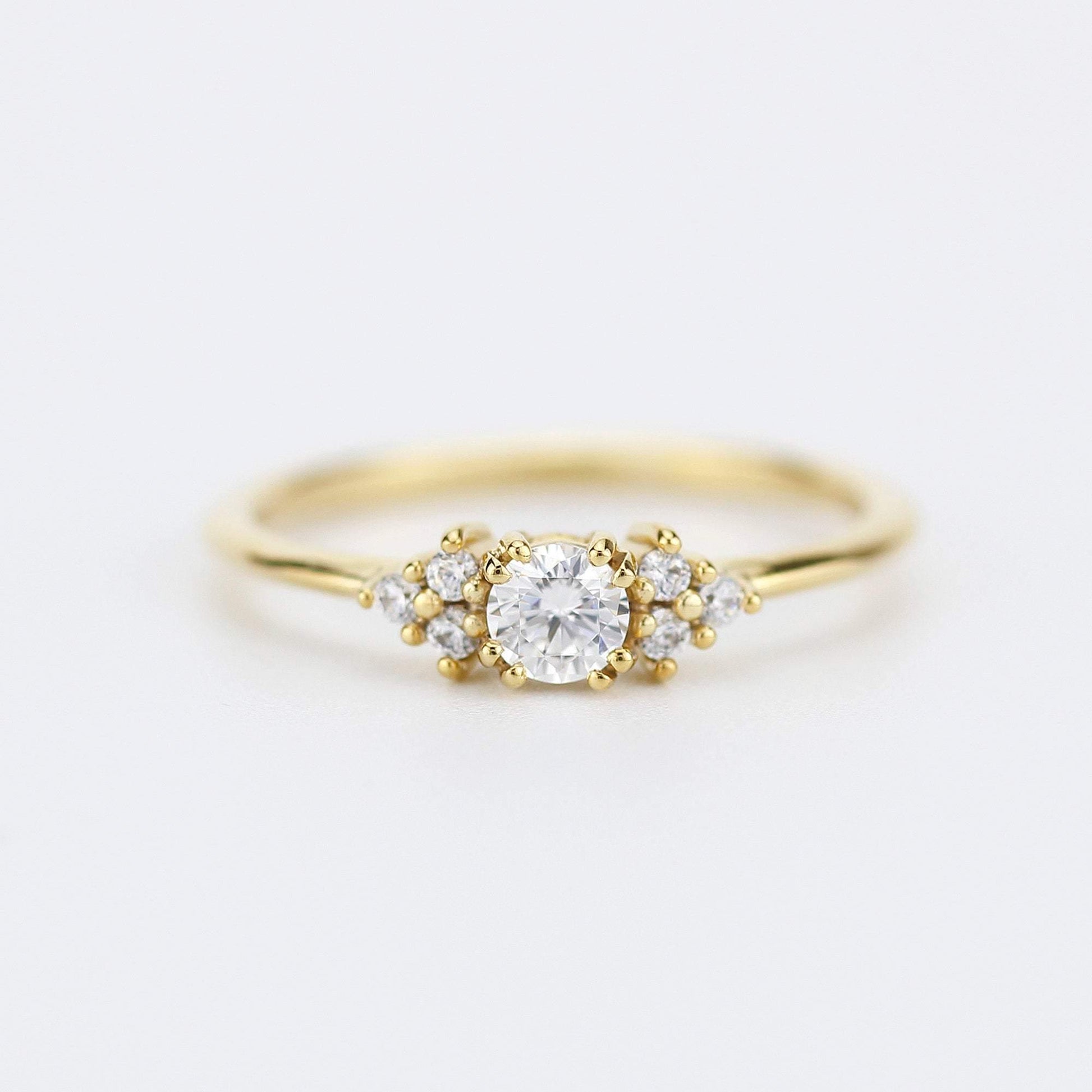 Cluster engagement ring diamond | classic engagement ring round simple | R284WD - NOOI JEWELRY