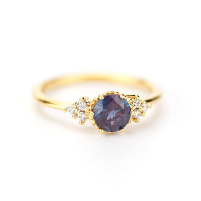 alexandrite engagement ring round, cluster ring alexandrite and diamonds - NOOI JEWELRY