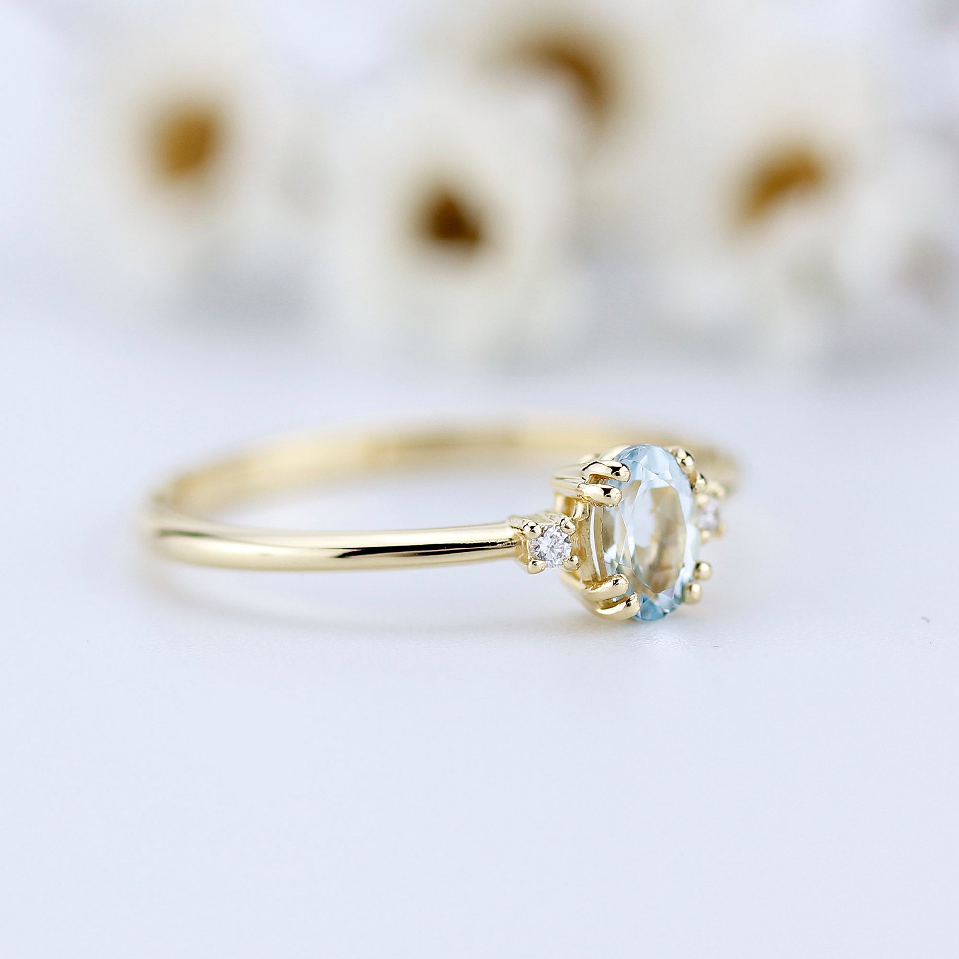 oval aquamarine and diamonds engagement ring, 18k yellow gold - NOOI JEWELRY