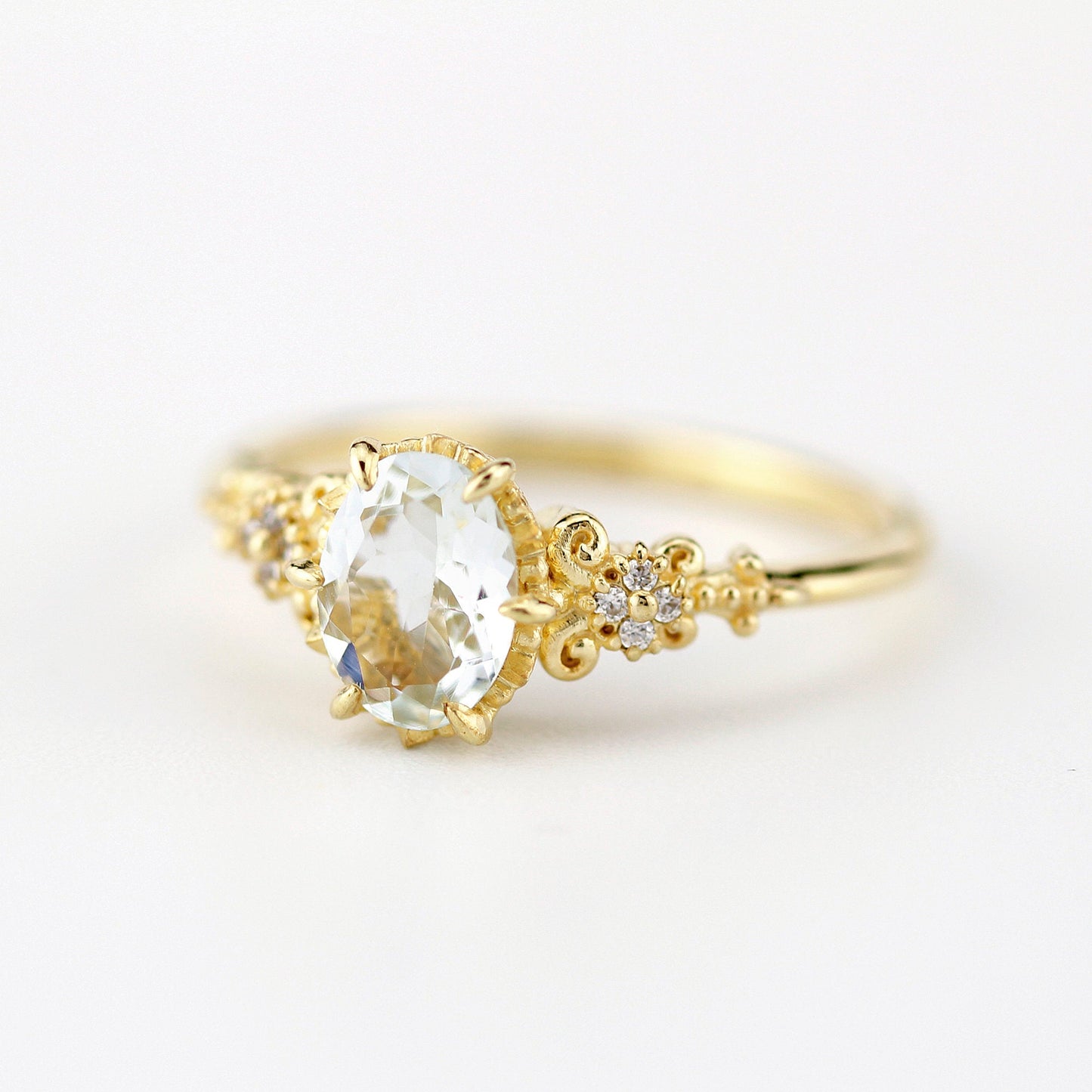 Oval engagement ring aquamarine, cluster ring aquamarine - NOOI JEWELRY