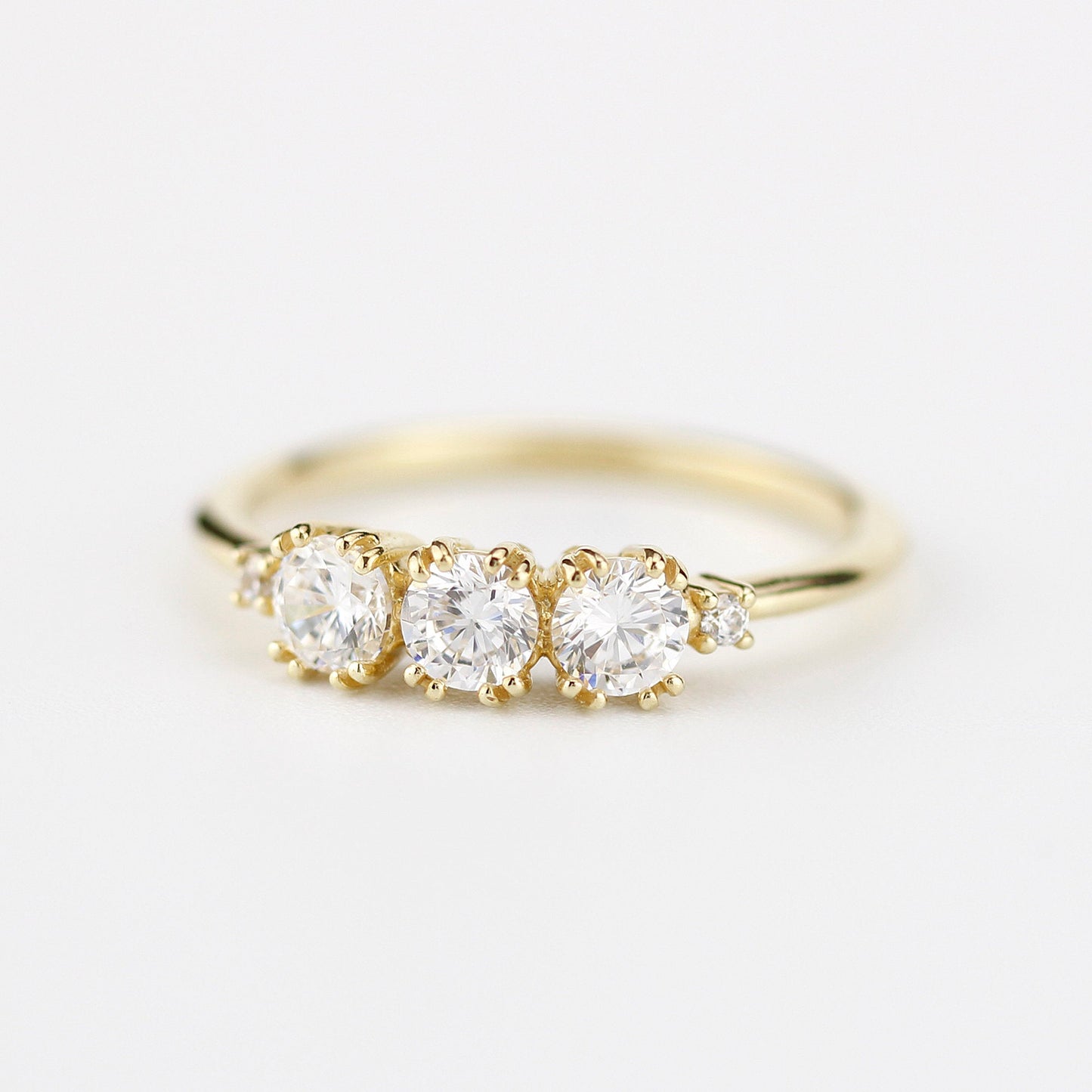 Three stone engagement rings simple | diamond wedding bands for women - NOOI JEWELRY