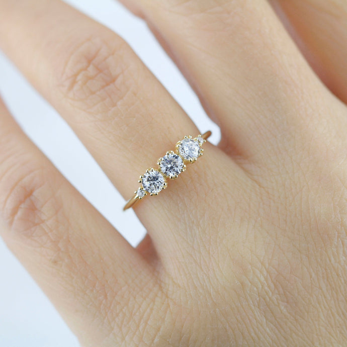 Three stone engagement rings simple | diamond wedding bands for women - NOOI JEWELRY