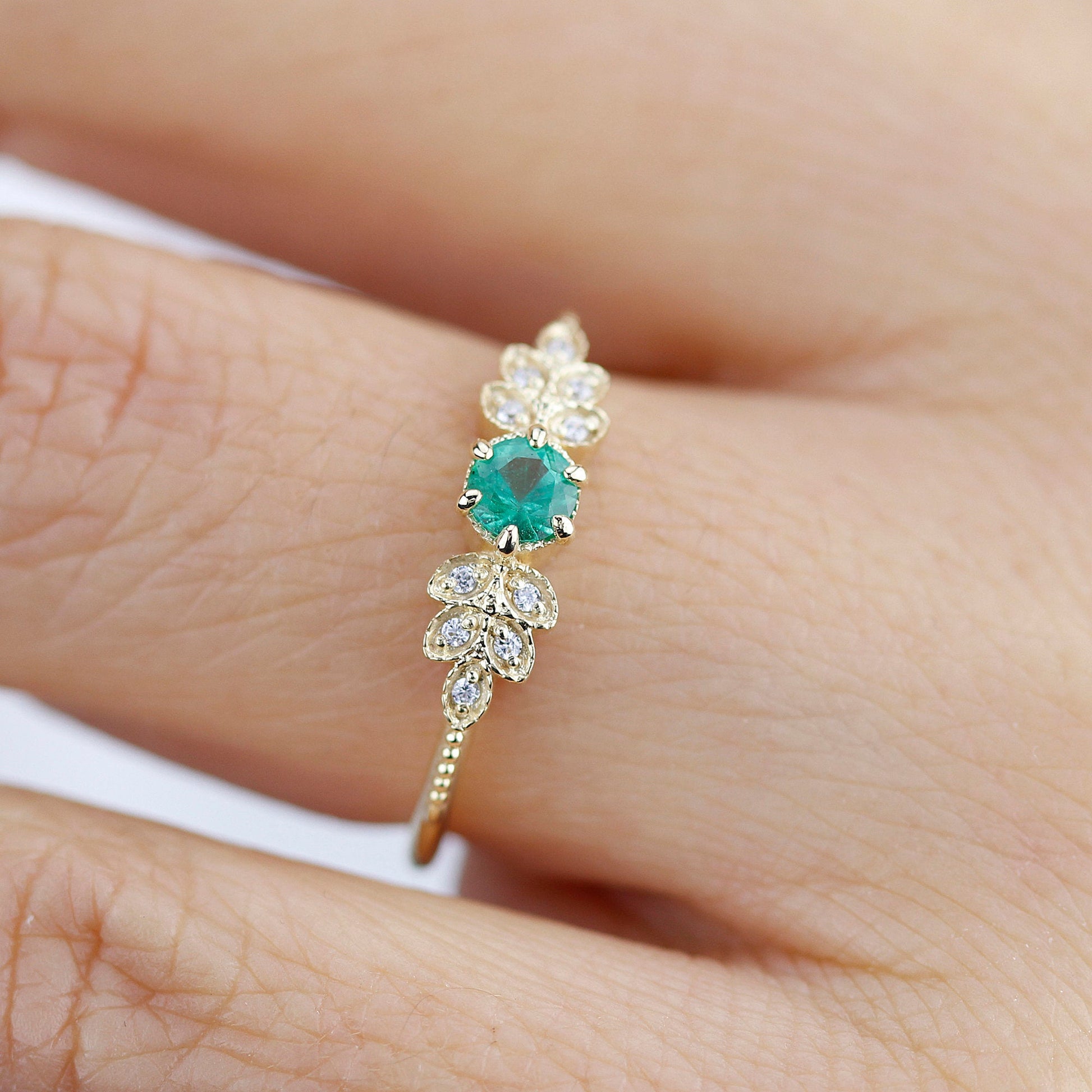 emerald and diamond engagement ring, marquise setting engagement ring - NOOI JEWELRY