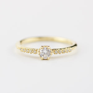 Round diamond engagement rings with side stones | prong setting diamond engagement ring - NOOI JEWELRY
