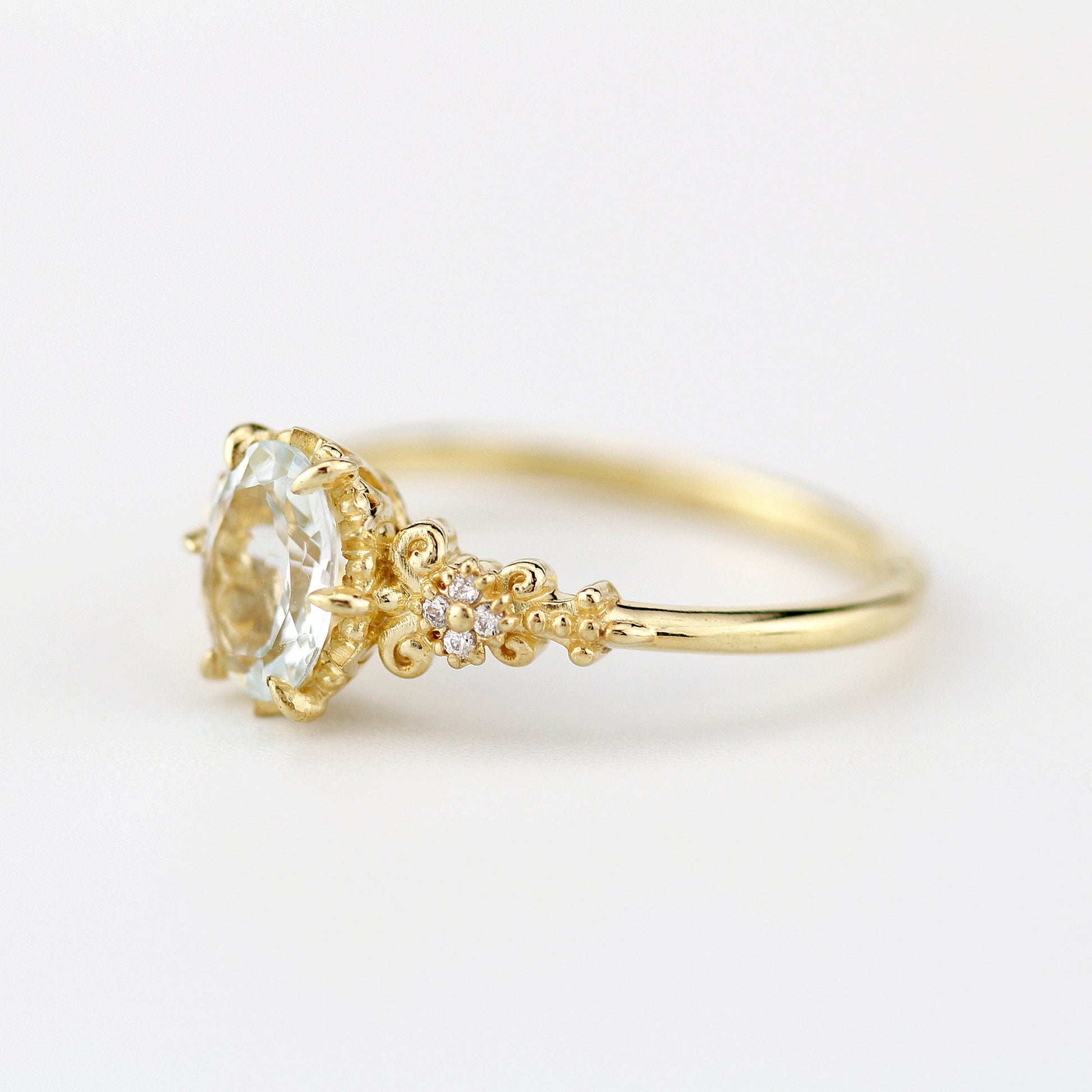 Oval engagement ring aquamarine, cluster ring aquamarine - NOOI JEWELRY