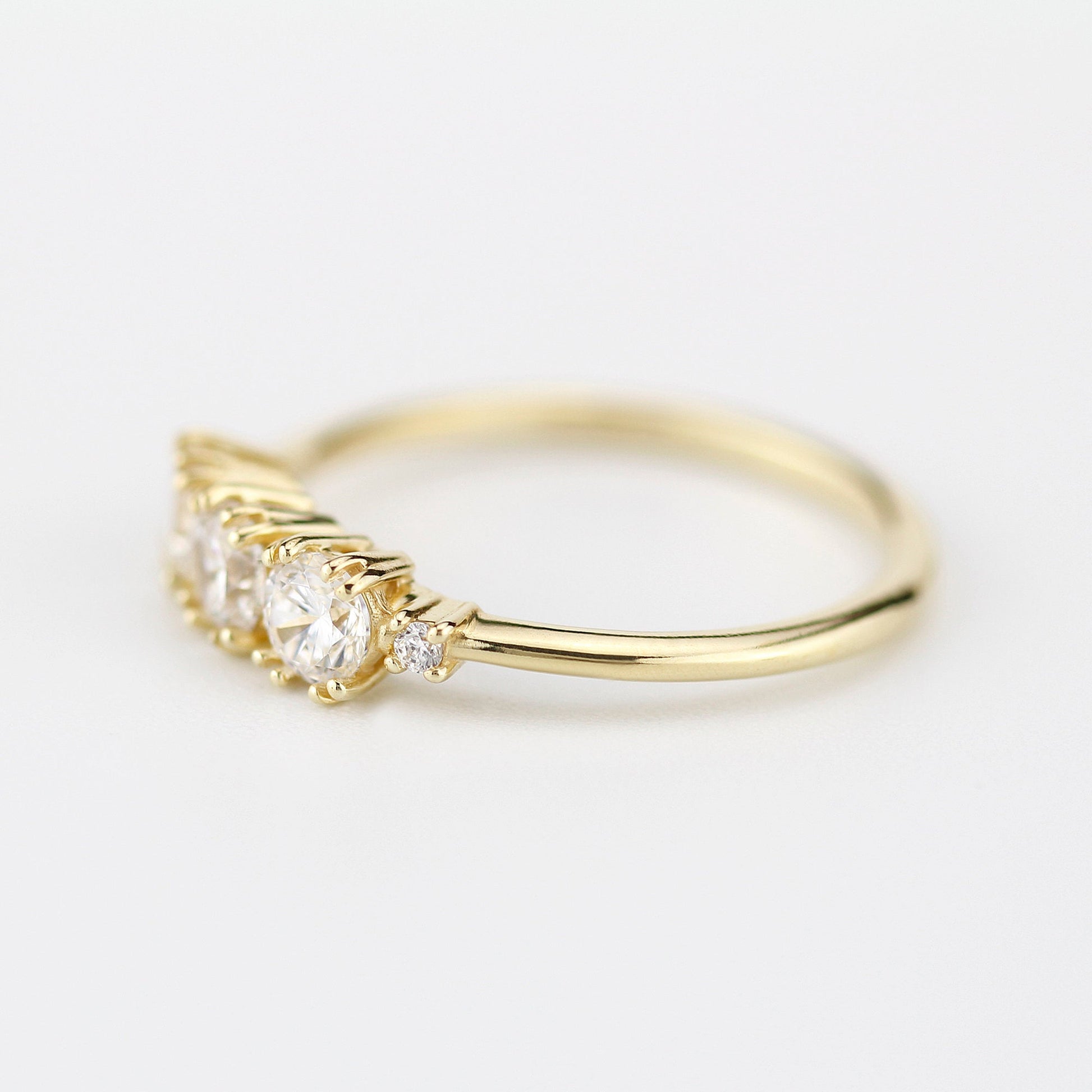 Three stone engagement rings simple | diamond wedding bands for women - NOOI JEWELRY