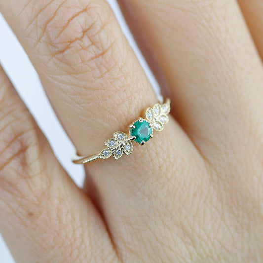 emerald and diamond engagement ring, marquise setting engagement ring - NOOI JEWELRY