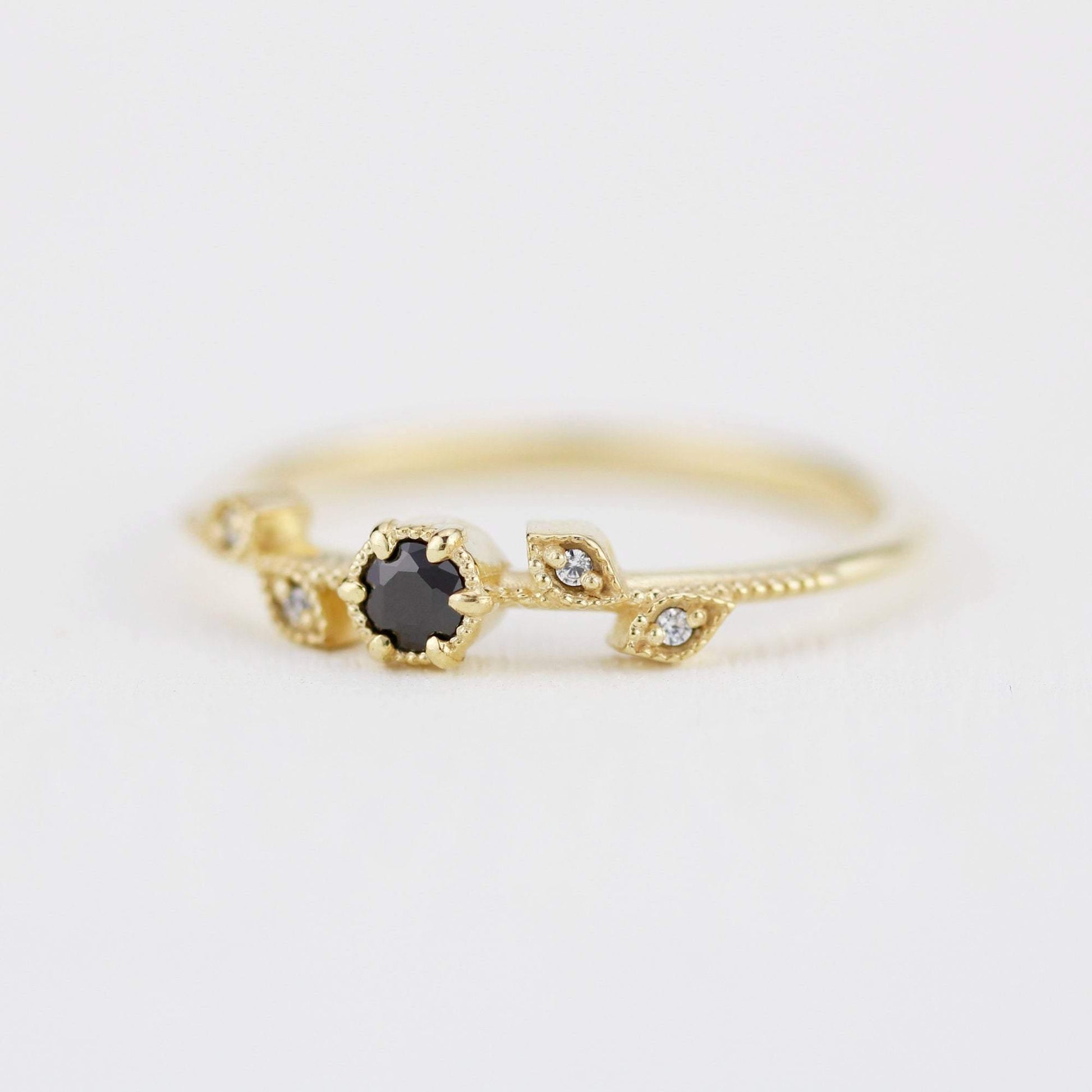 simple nature inspired engagement ring, leaf and vine engagement ring diamond | R 308BD - NOOI JEWELRY