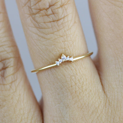 Diamond wedding bands for women, curved wedding band |  R 316W - NOOI JEWELRY