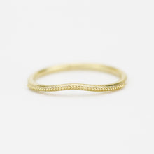 Load image into Gallery viewer, Simple wedding band, alternative wedding band for women, filigree wedding band, lace wedding band |  R325 - NOOI JEWELRY