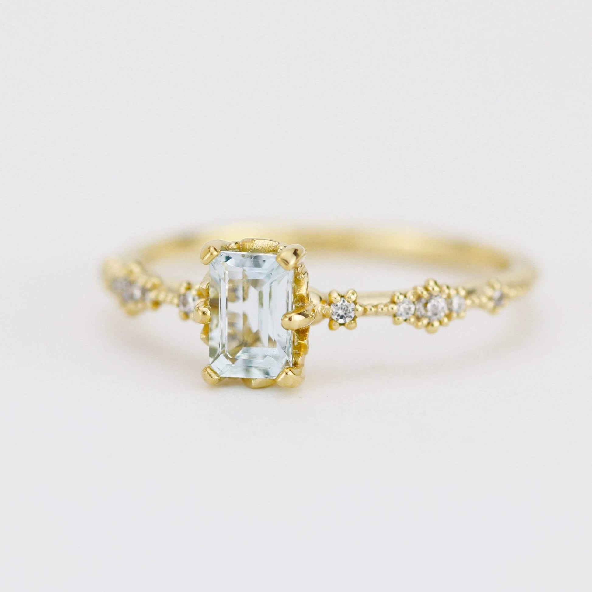 6x4 Emerald cut aquamarine and diamond engagement ring |  R326AQ - NOOI JEWELRY