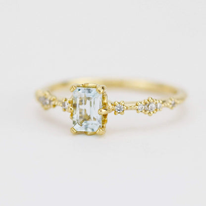6x4 Emerald cut aquamarine and diamond engagement ring |  R326AQ - NOOI JEWELRY