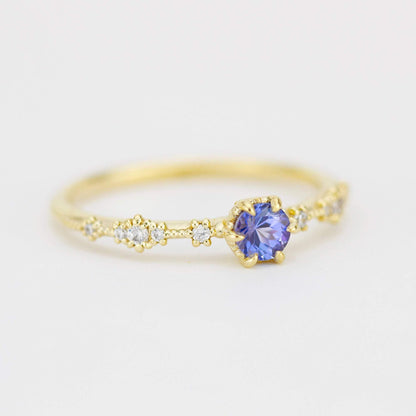 Simple tanzanite and diamond engagement ring | R323TNZ - NOOI JEWELRY