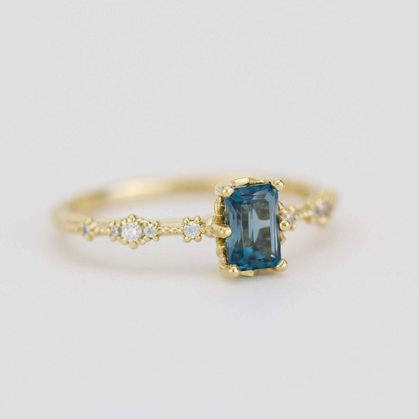 Unique engagement ring London blue topaz 6x4 | R326LBT - NOOI JEWELRY