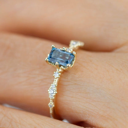 Unique engagement ring London blue topaz 6x4 | R326LBT - NOOI JEWELRY