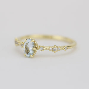 Oval Aquamarine and diamond engagement ring | R322AQ - NOOI JEWELRY