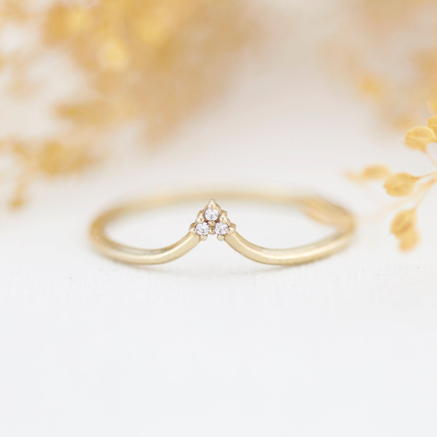 V shape wedding band, simple wedding band, curved band | R213WD