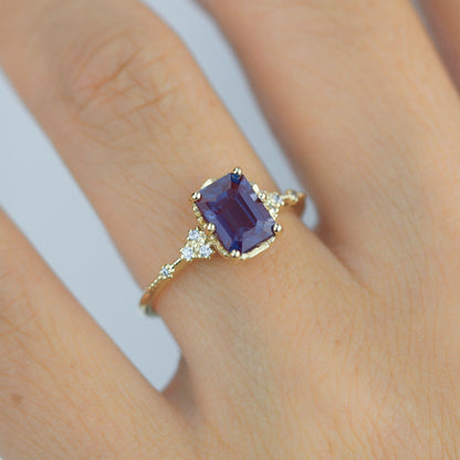 Emerald cut alexandrite ring, alexandrite engagement ring, engagement ring alexandrite | R348ALEX