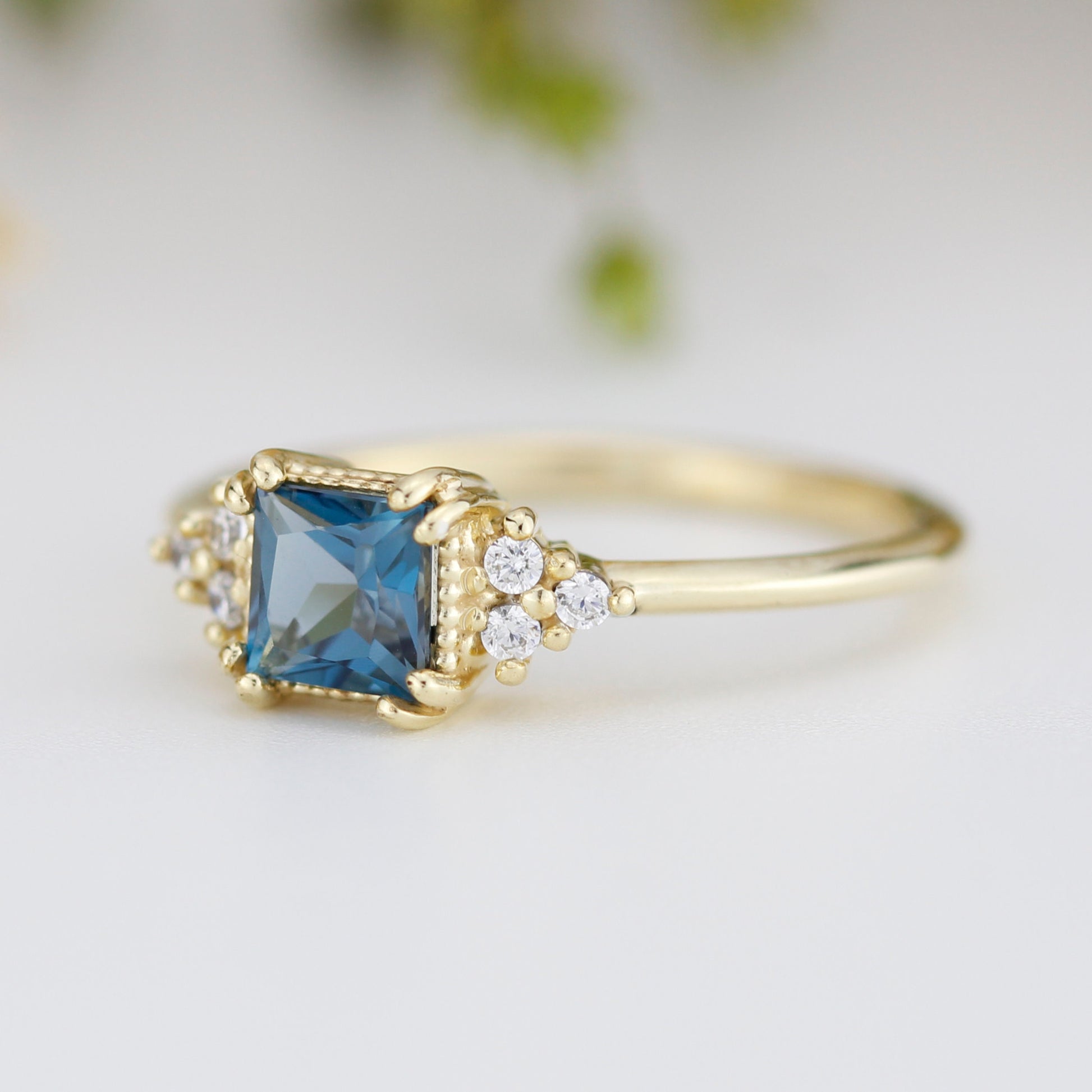 Princess cut engagement ring, square engagement ring, blue topaz engagement ring for women, 18k gold ring made in Italy | R 344LBT