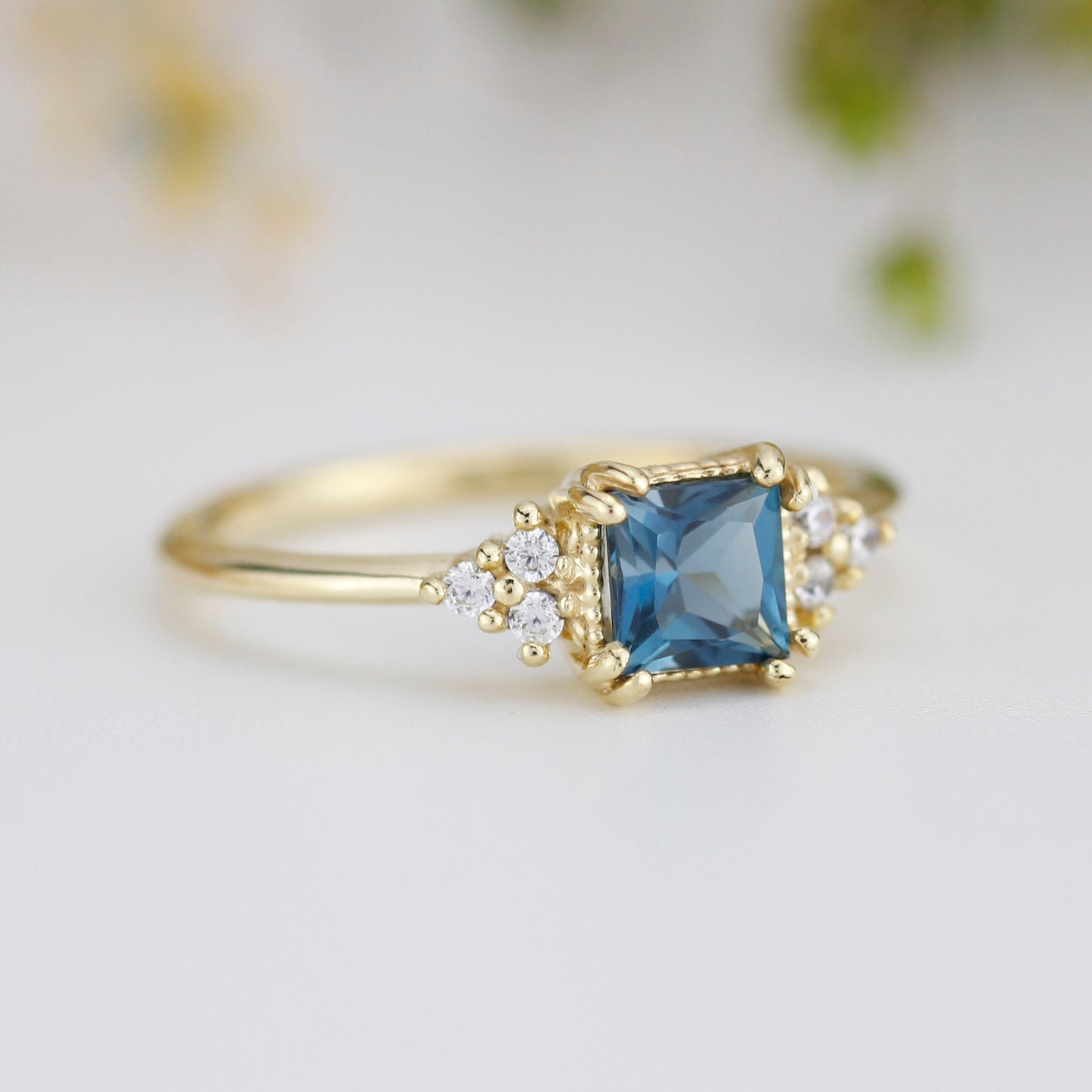Princess cut engagement ring, square engagement ring, blue topaz engagement ring for women, 18k gold ring made in Italy | R 344LBT