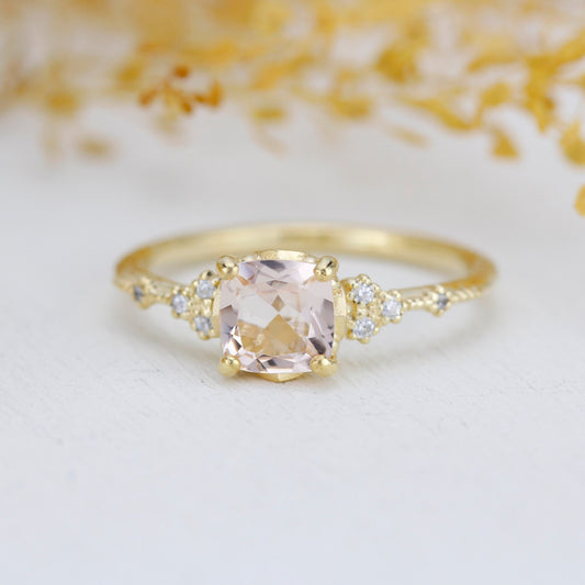 simple ring unique, champagne morganite, cushion cut ring, morganite and gold, ring unique simple | R353MO