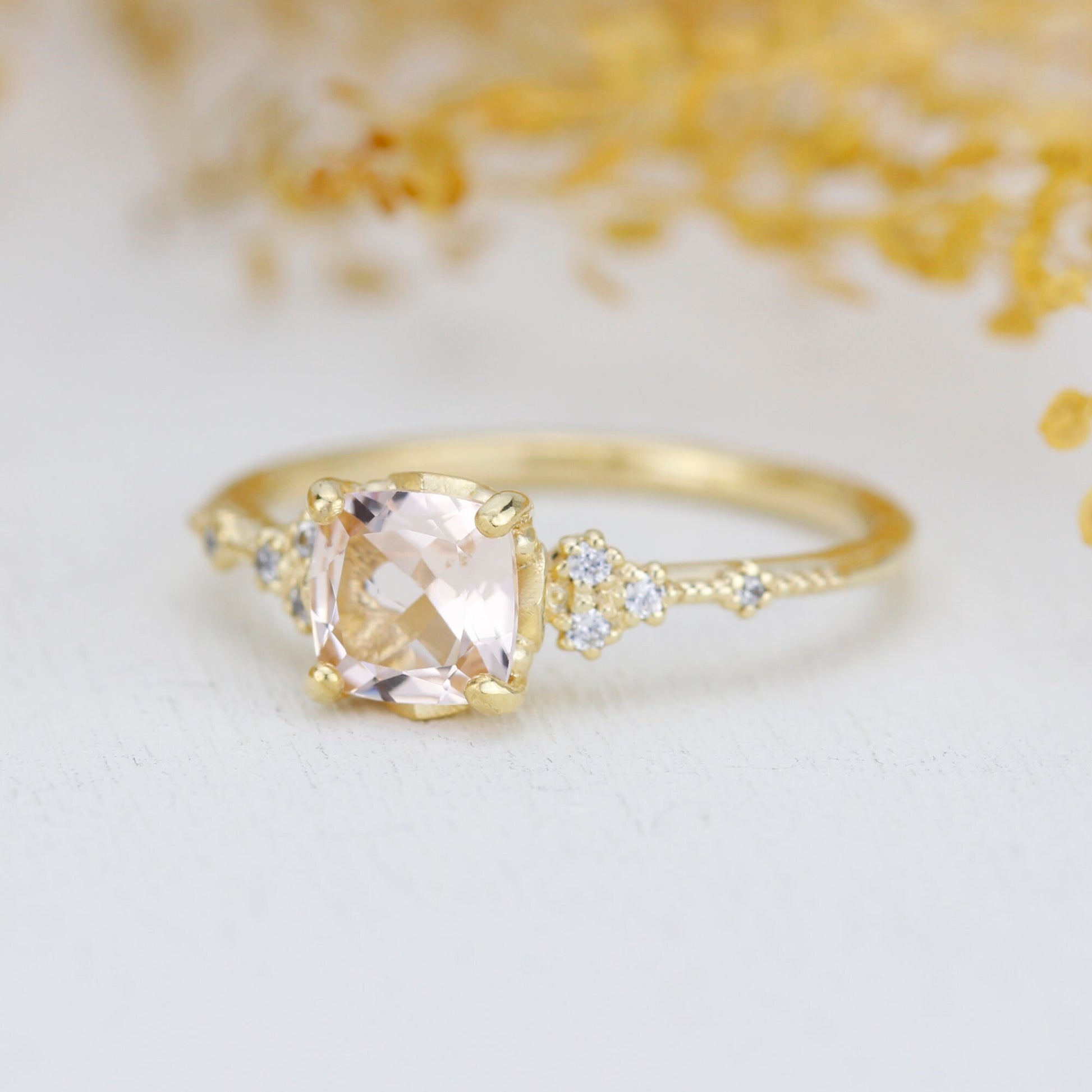 simple ring unique, champagne morganite, cushion cut ring, morganite and gold, ring unique simple | R353MO