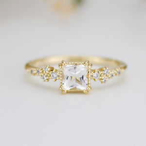 Engagement ring white topaz and diamond, simple cluster ring, cluster ring princess cut, unique delicate ring | R 340WT