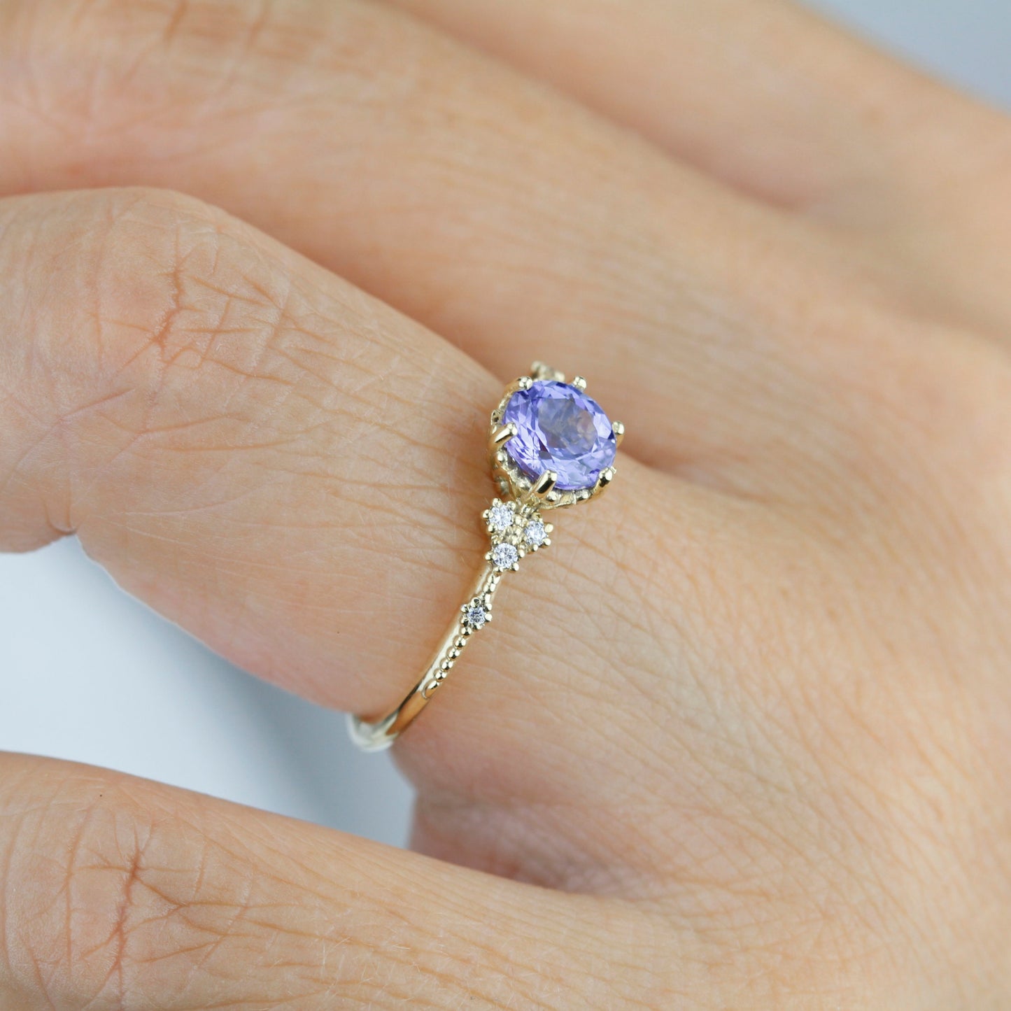 Tanzanite and diamond ring | R345 TANZANITE