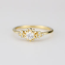 Load image into Gallery viewer, Sunflower ring diamond, seven stone engagement ring, vintage inspired engagement ring, classic ring diamond | R 258 sunflower7