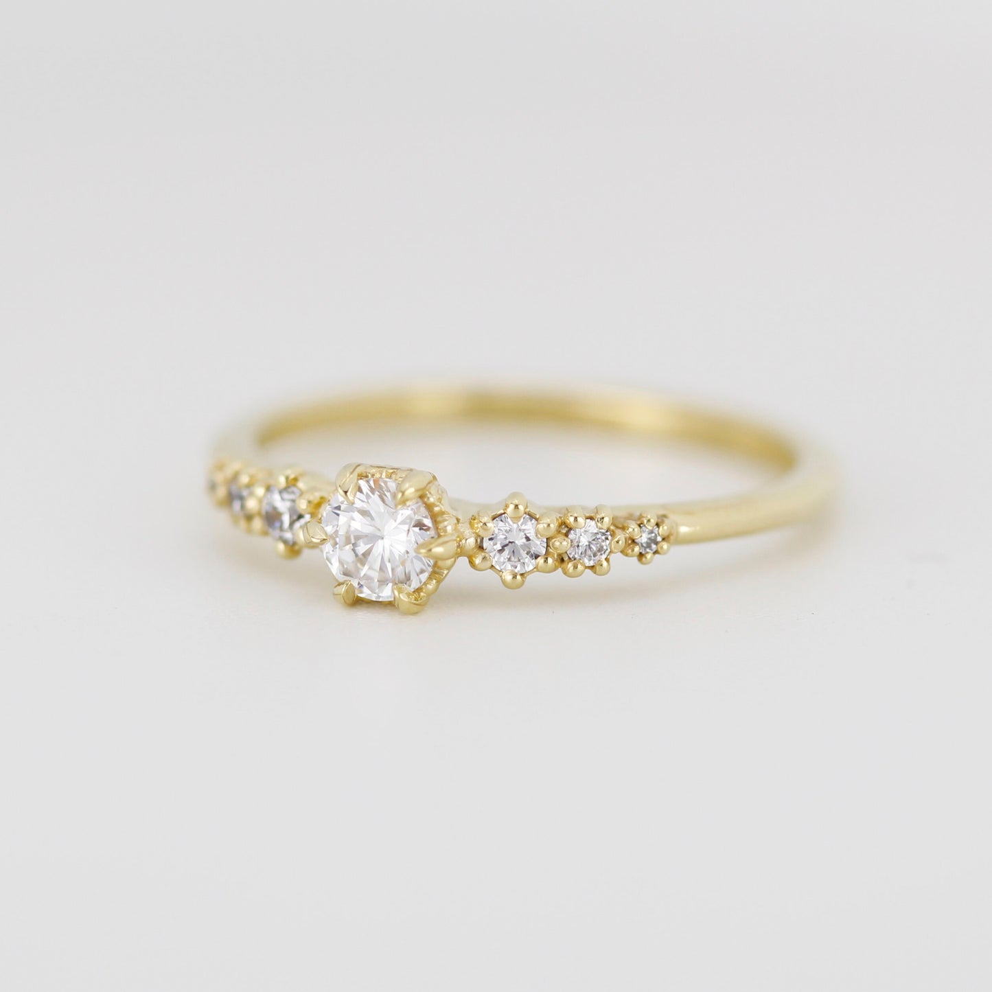 Diamond engagement ring, classic ring diamond, delicate diamond ring | R 359WD