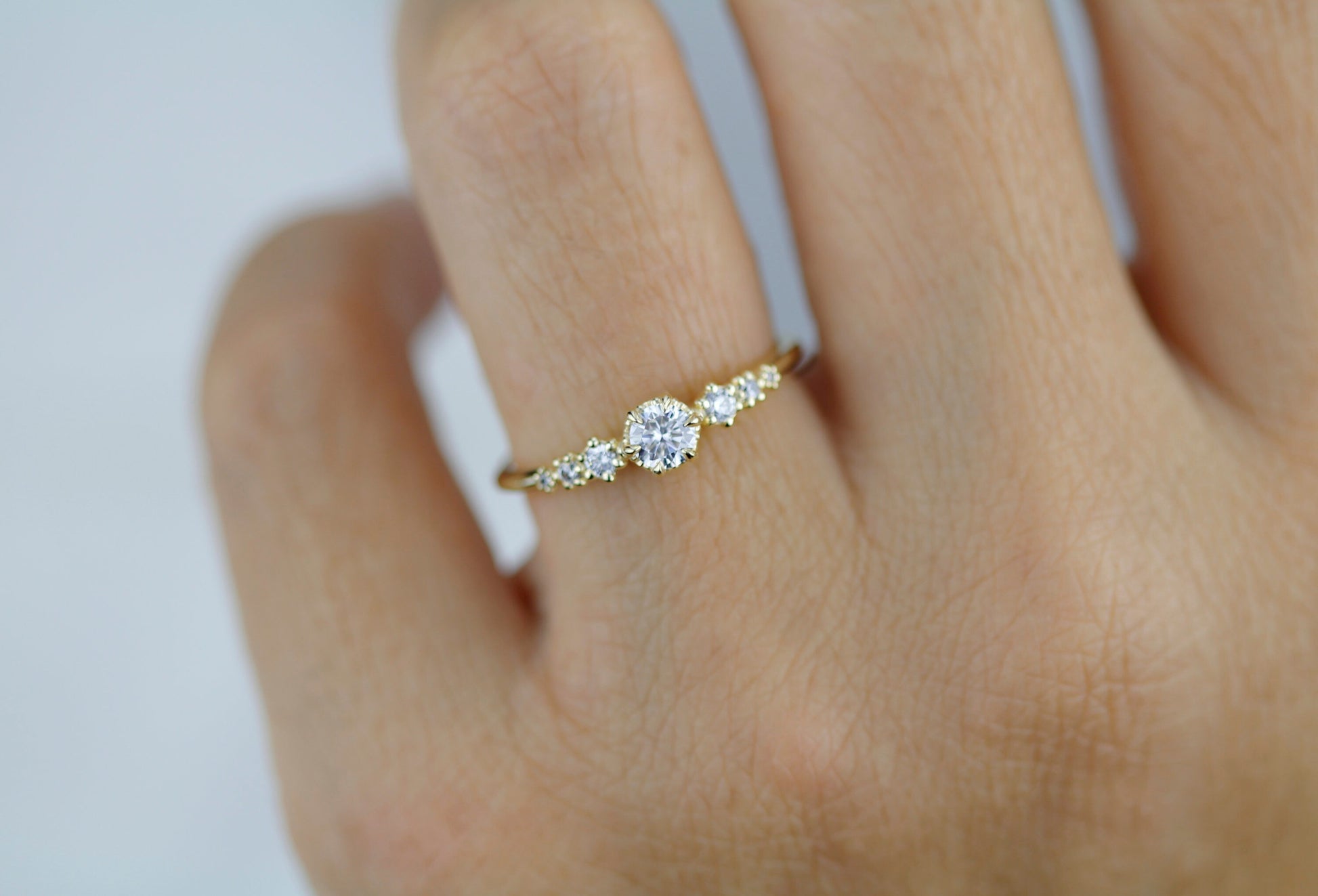Diamond engagement ring, classic ring diamond, delicate diamond ring | R 359WD
